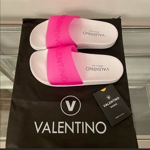 Valentino by Mario Valentino Iride Slides